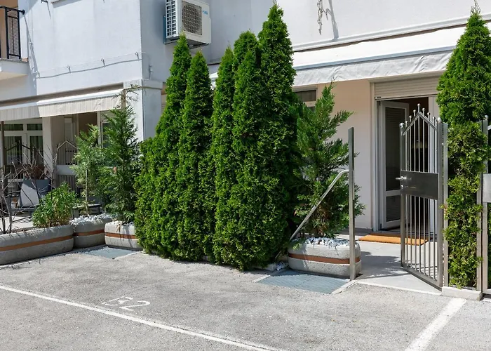 Stylish Apartment Mediterraneo